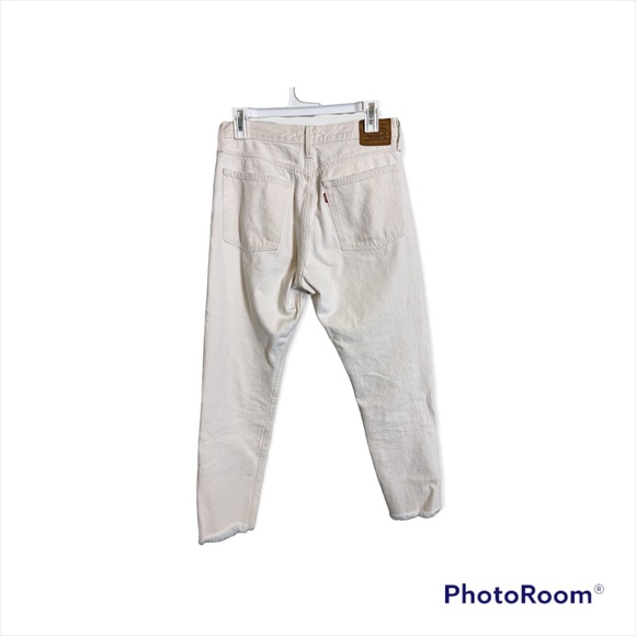 EUC LEVIS WEDGIE JEANS. FACTORY FREYED LEG HEM.SIZE 29. OFF WHITE COLORED - Picture 5 of 16